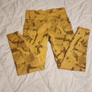 ❌️SOLD❌️Gymshark  camo seamless leggings Savanah Yellow